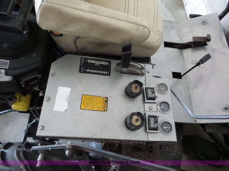 image for item L2899 Dixie Chopper XXW400 Quad loop ZTR mower