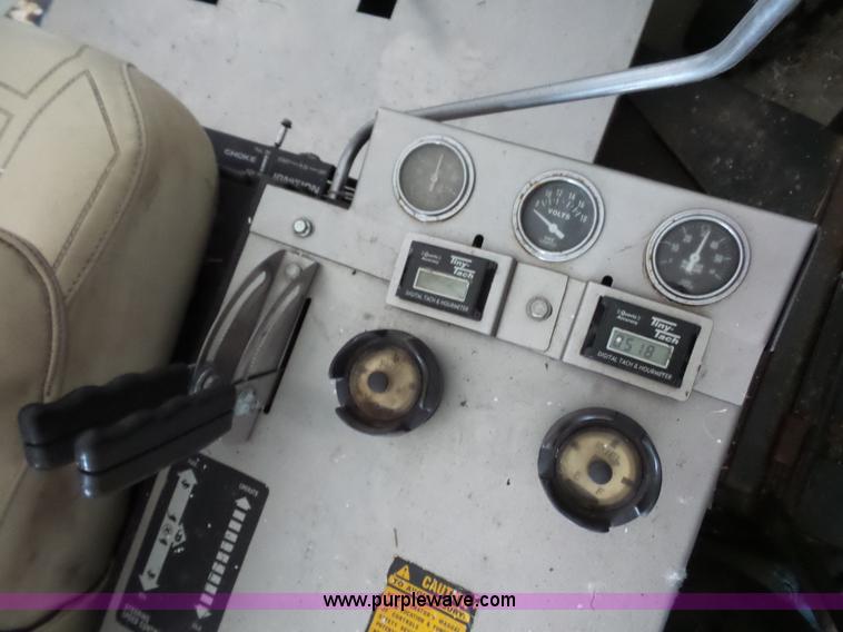 image for item L2899 Dixie Chopper XXW400 Quad loop ZTR mower