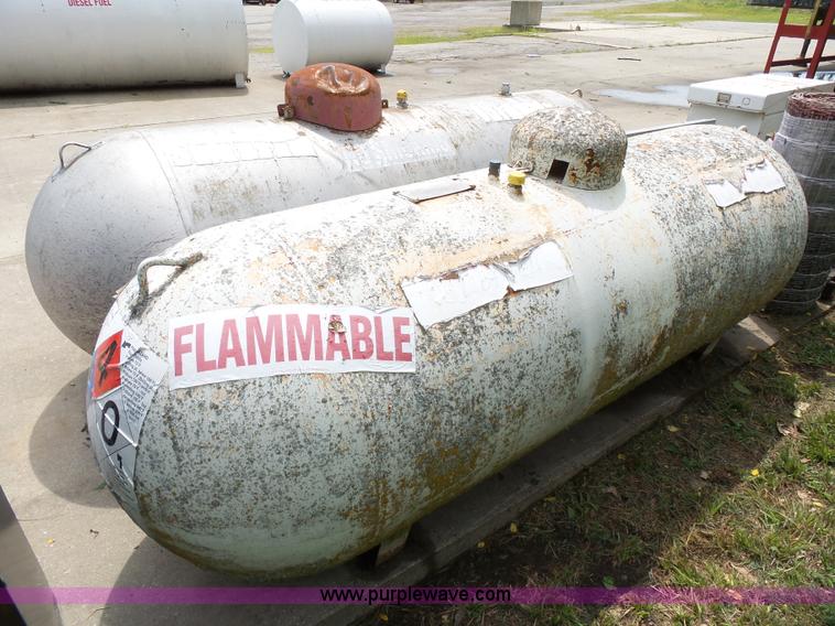 image for item L4822 (2) propane tanks