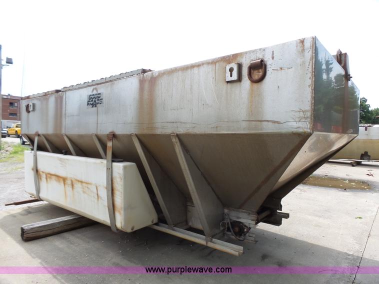 image for item L4825 Good Roads box spreader