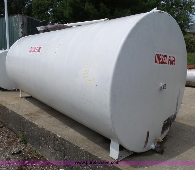 image for item L4828 Fuel tank
