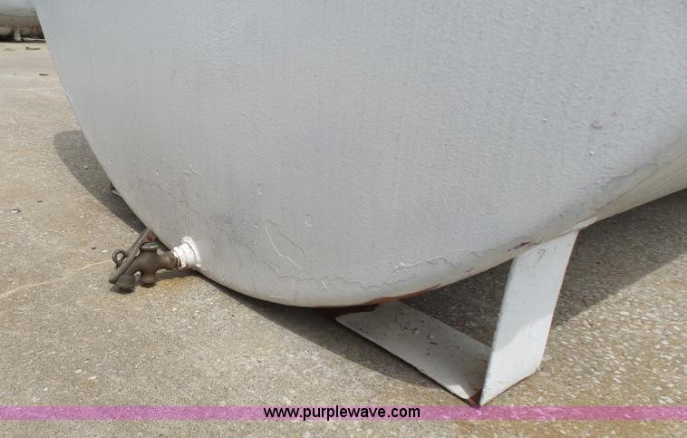 image for item L4828 Fuel tank