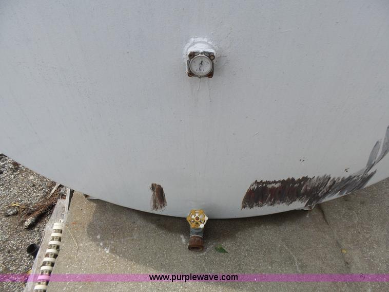 image for item L4828 Fuel tank