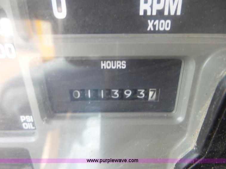 image for item L6796 2002 International F2554 dump truck