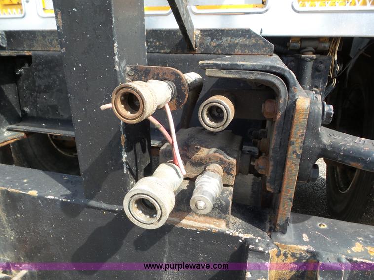 image for item L6796 2002 International F2554 dump truck