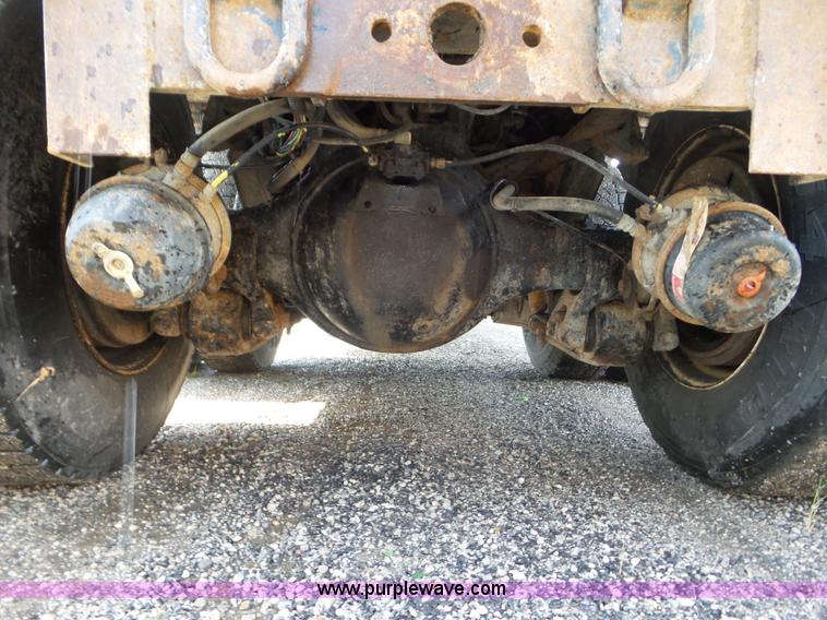 image for item L6796 2002 International F2554 dump truck