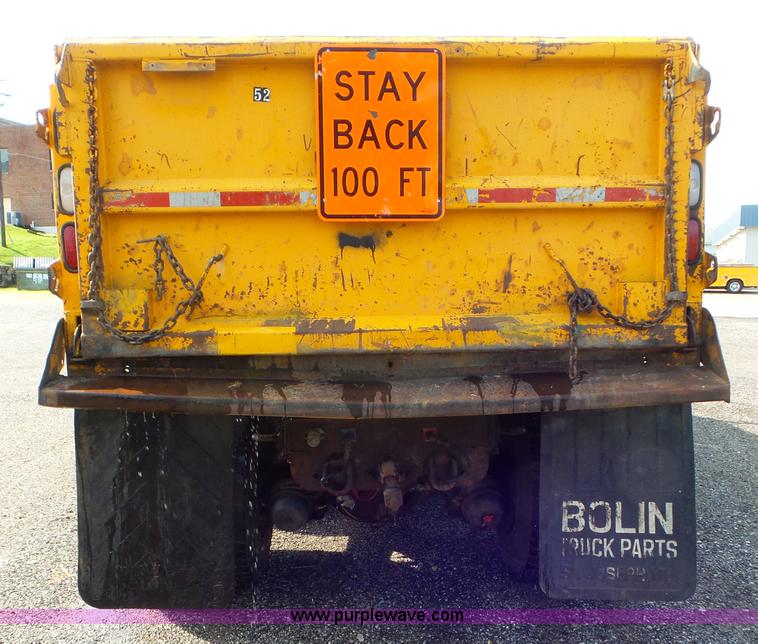 image for item L6797 2002 International F2554 dump truck