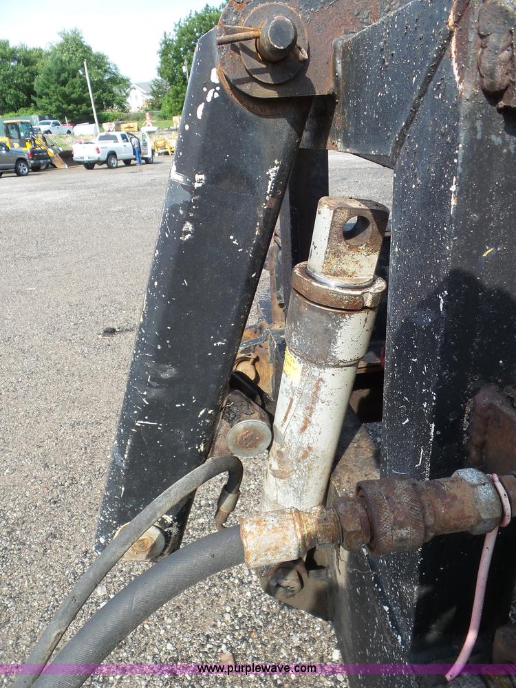 image for item L6797 2002 International F2554 dump truck