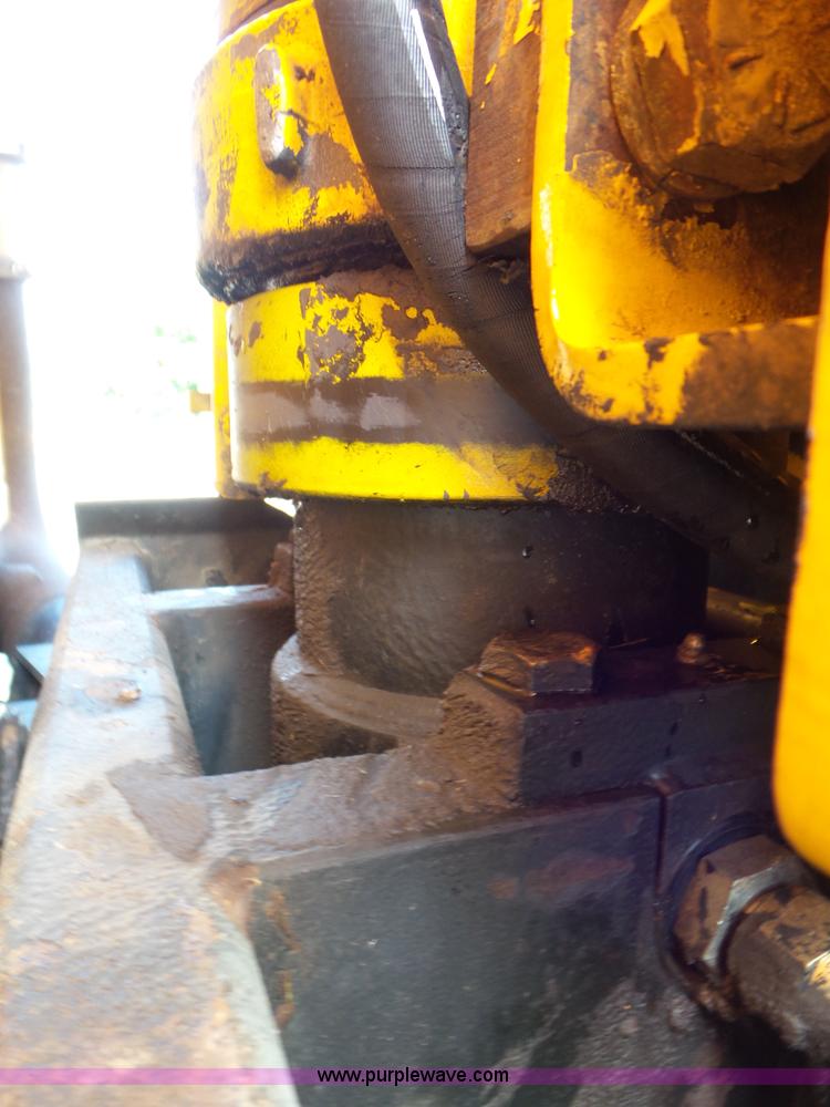 image for item L6797 2002 International F2554 dump truck