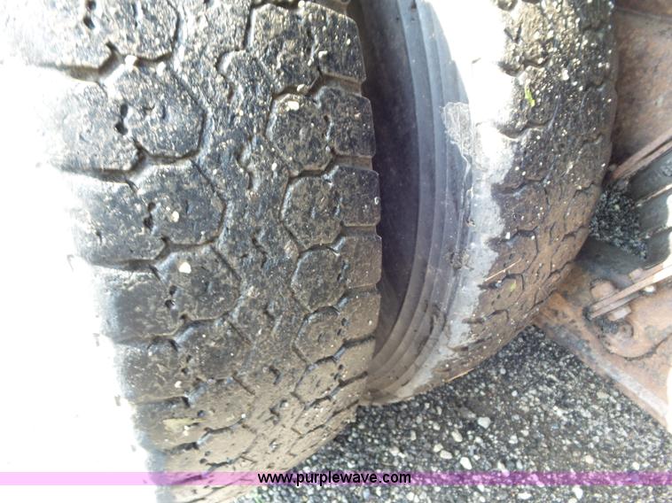 image for item L6797 2002 International F2554 dump truck