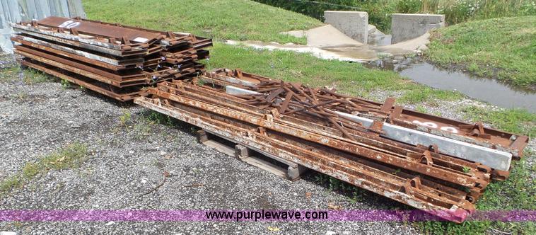 image for item L6801 Concrete forms