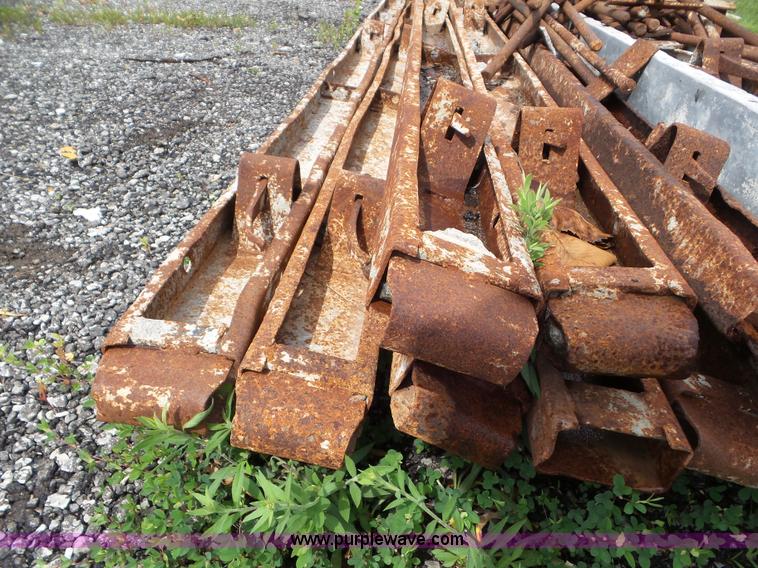 image for item L6801 Concrete forms