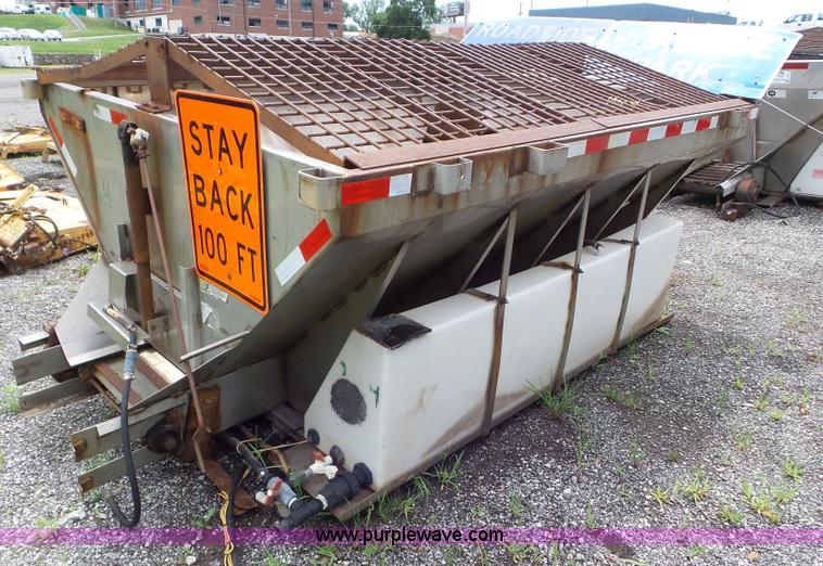 image for item L6814 Monroe stainless steel spreader