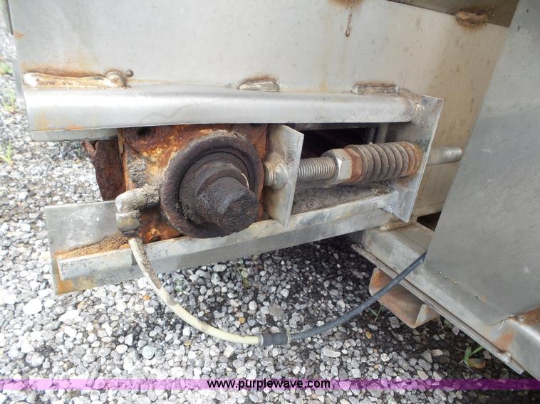 image for item L6814 Monroe stainless steel spreader