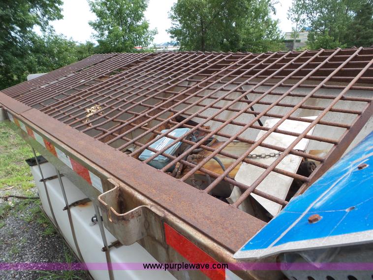 image for item L6814 Monroe stainless steel spreader