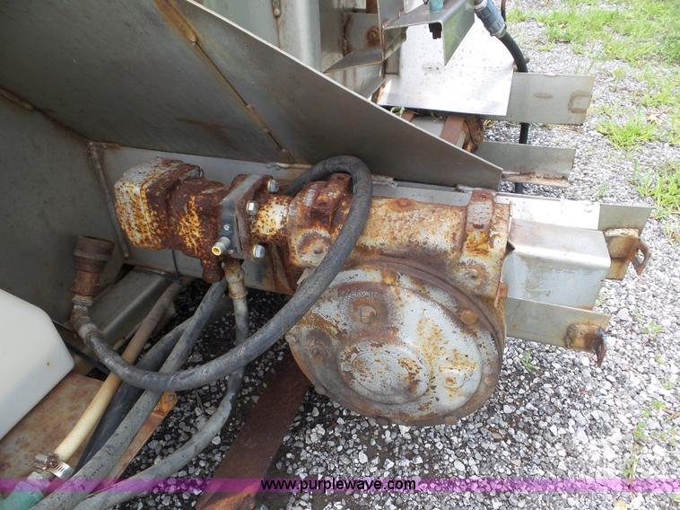 image for item L6814 Monroe stainless steel spreader