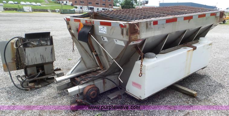 image for item L6815 Monroe stainless steel spreader