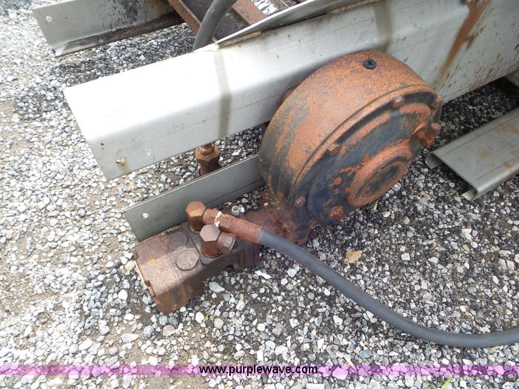 image for item L6815 Monroe stainless steel spreader