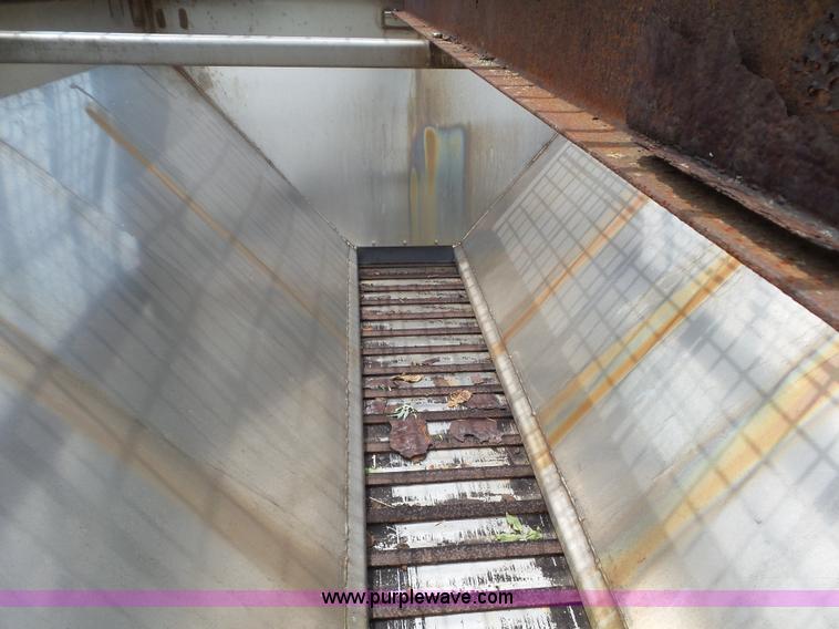 image for item L6815 Monroe stainless steel spreader