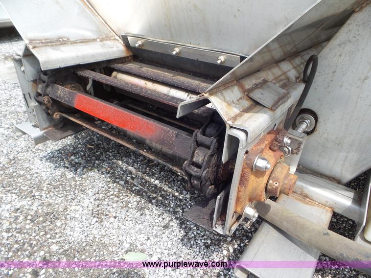 image for item L6815 Monroe stainless steel spreader