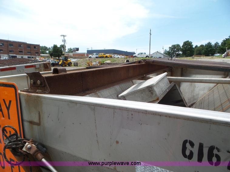 image for item L6816 Monroe stainless steel spreader