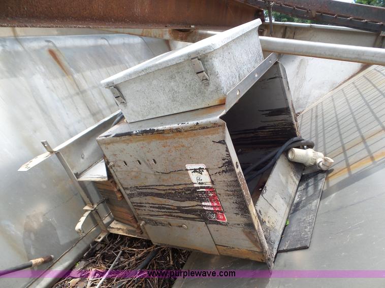 image for item L6816 Monroe stainless steel spreader