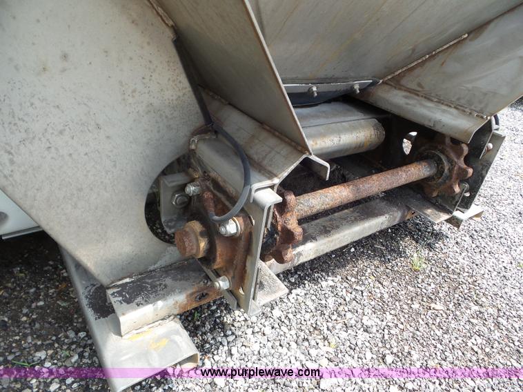 image for item L6816 Monroe stainless steel spreader