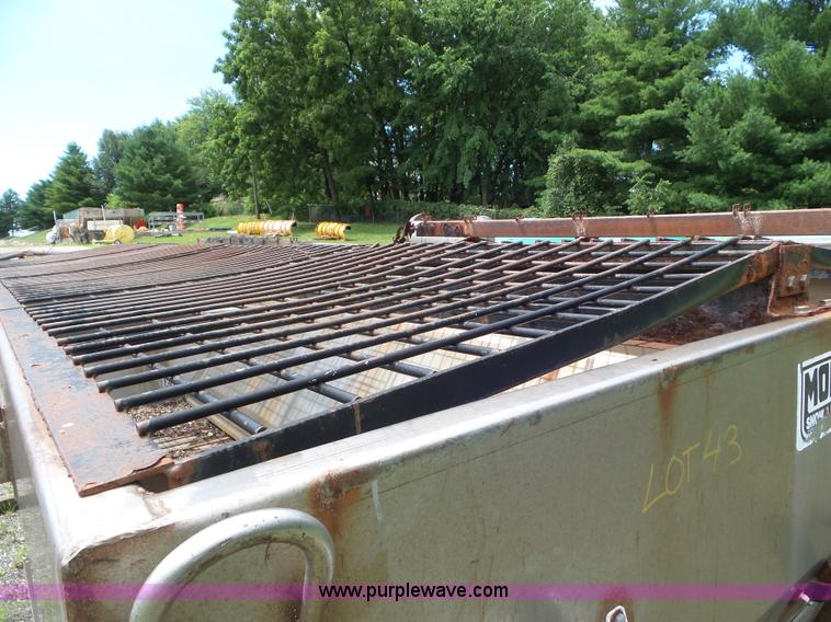 image for item L6817 Monroe stainless steel spreader