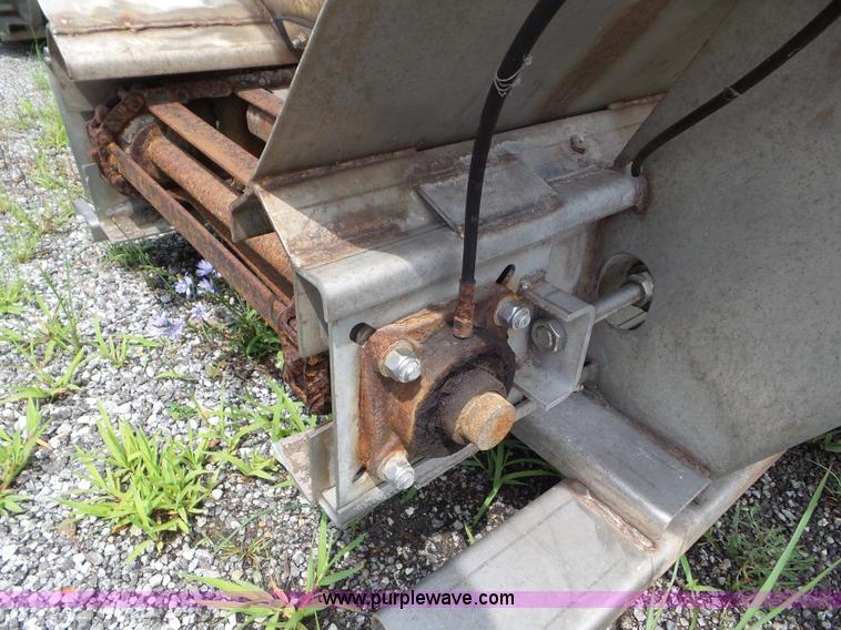 image for item L6817 Monroe stainless steel spreader