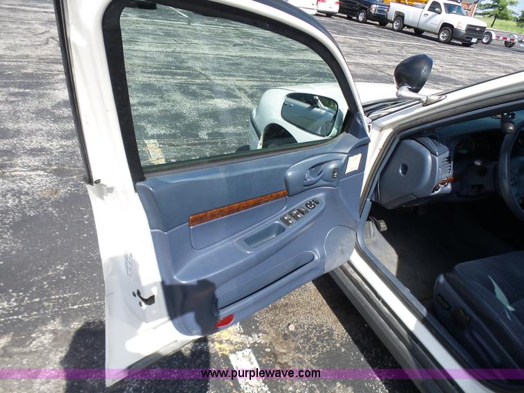 image for item L7079 2003 Chevrolet Impala