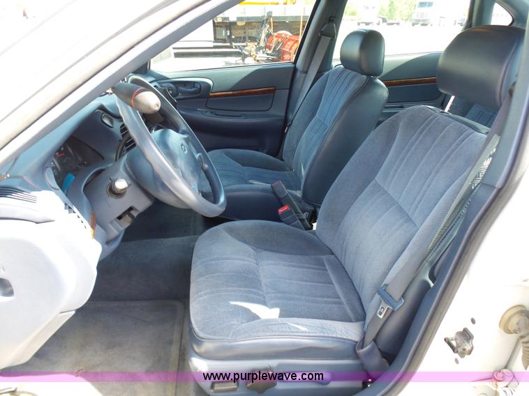 image for item L7079 2003 Chevrolet Impala