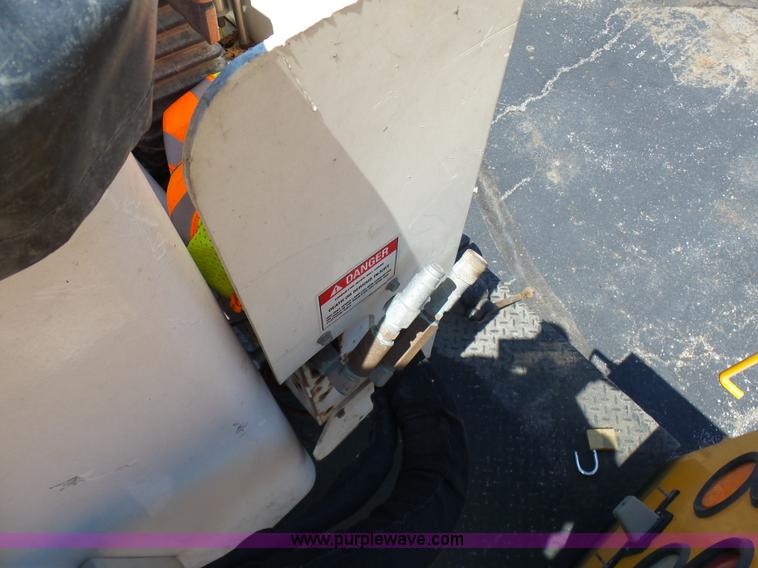 image for item L7115 2009 Ford F550 Super Duty bucket truck