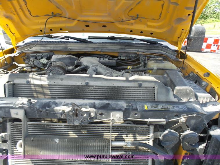 image for item L7115 2009 Ford F550 Super Duty bucket truck
