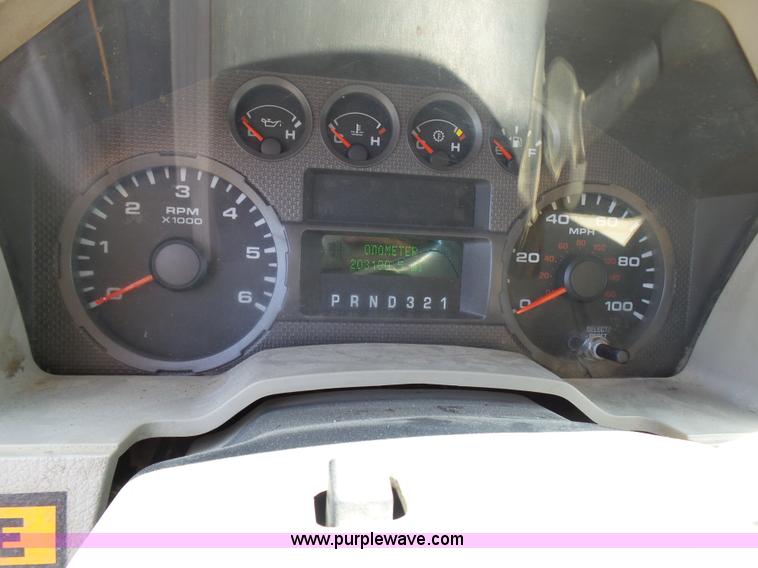 image for item L7115 2009 Ford F550 Super Duty bucket truck