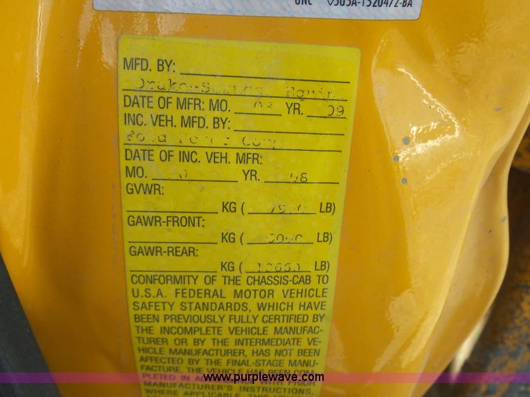 image for item L7115 2009 Ford F550 Super Duty bucket truck