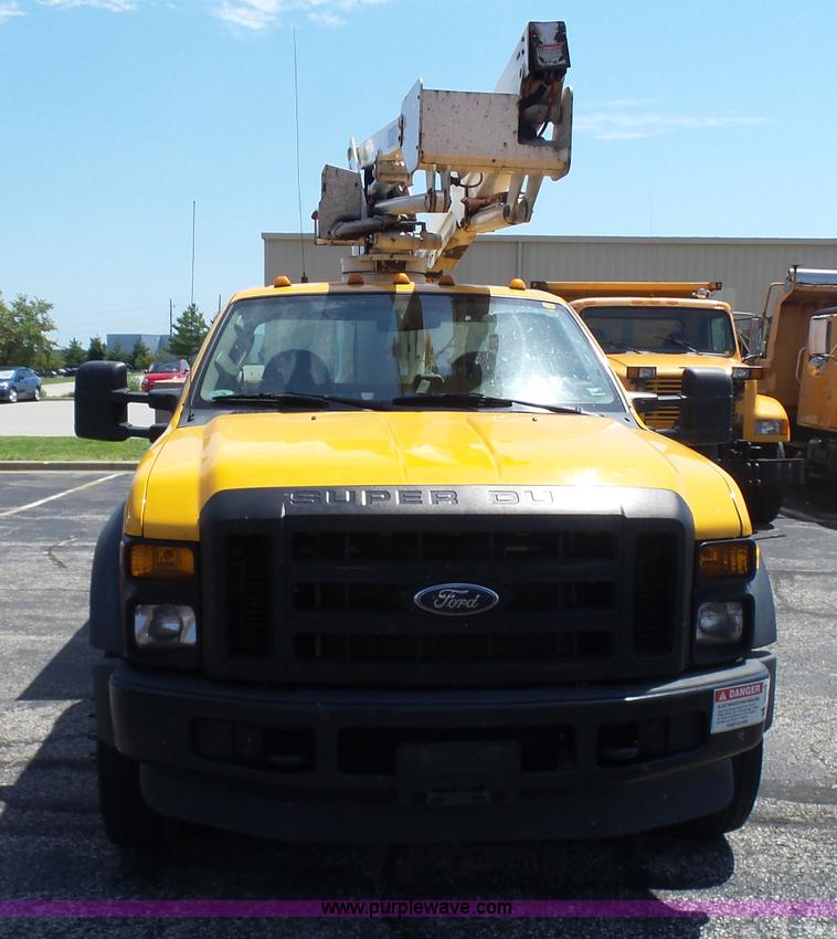 image for item L7117 2008 Ford F550 Super Duty bucket truck