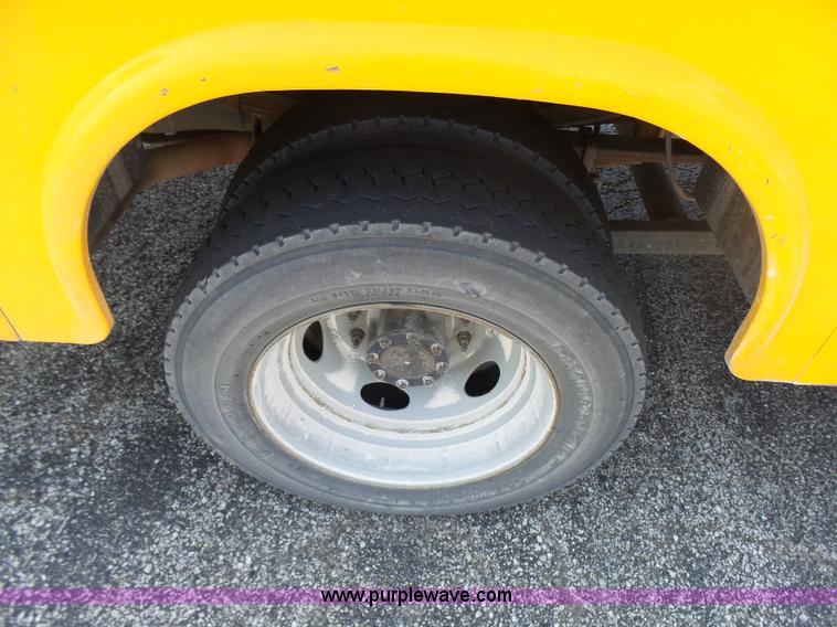 image for item L7117 2008 Ford F550 Super Duty bucket truck