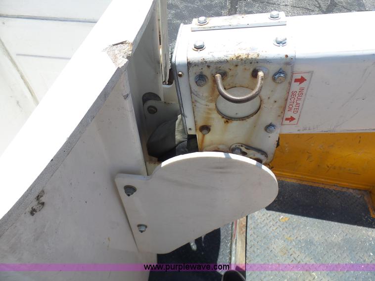 image for item L7117 2008 Ford F550 Super Duty bucket truck