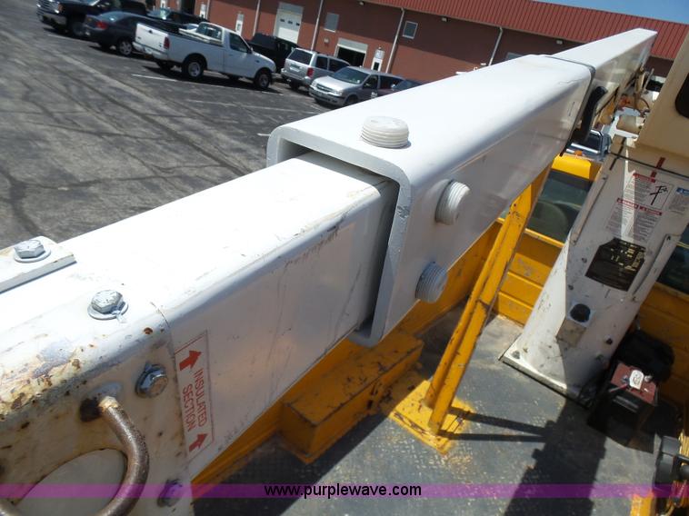 image for item L7117 2008 Ford F550 Super Duty bucket truck