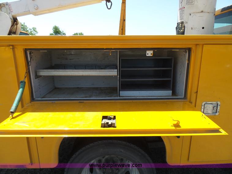 image for item L7117 2008 Ford F550 Super Duty bucket truck