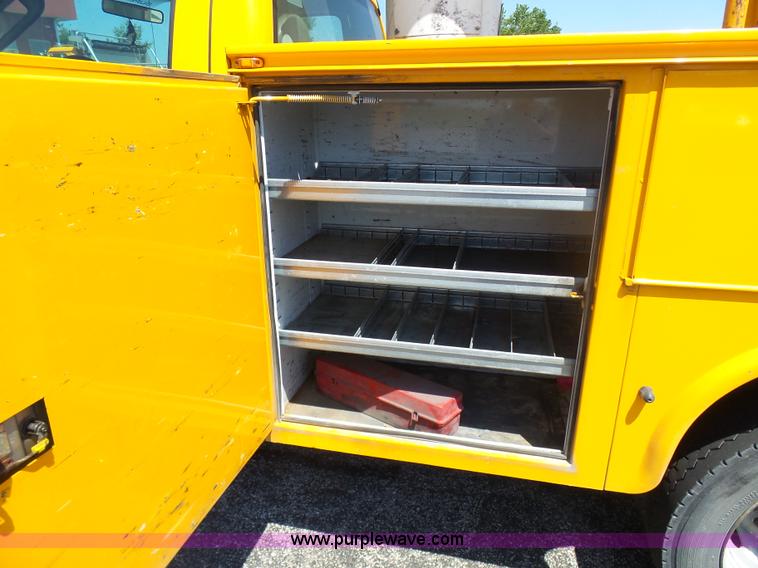 image for item L7117 2008 Ford F550 Super Duty bucket truck