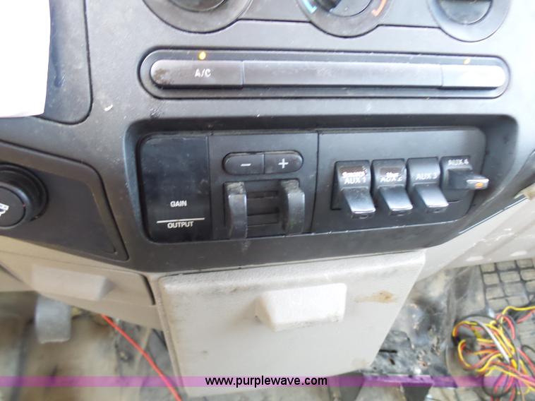 image for item L7117 2008 Ford F550 Super Duty bucket truck