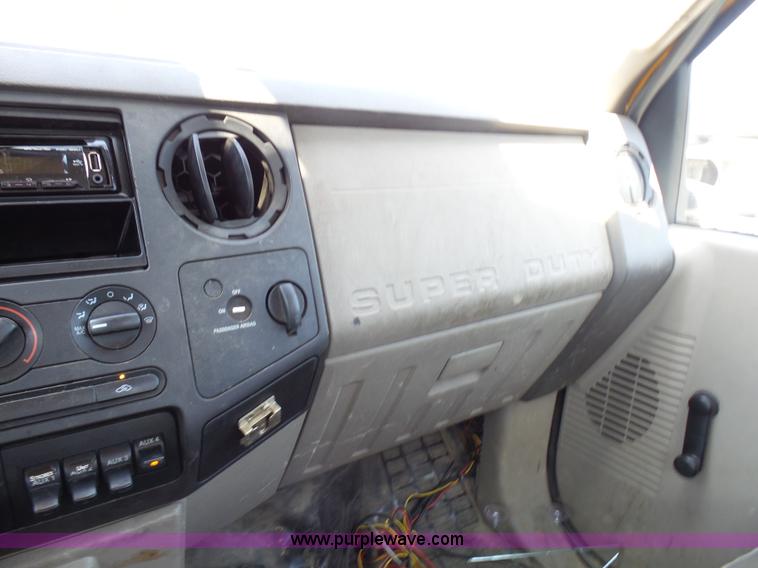 image for item L7117 2008 Ford F550 Super Duty bucket truck