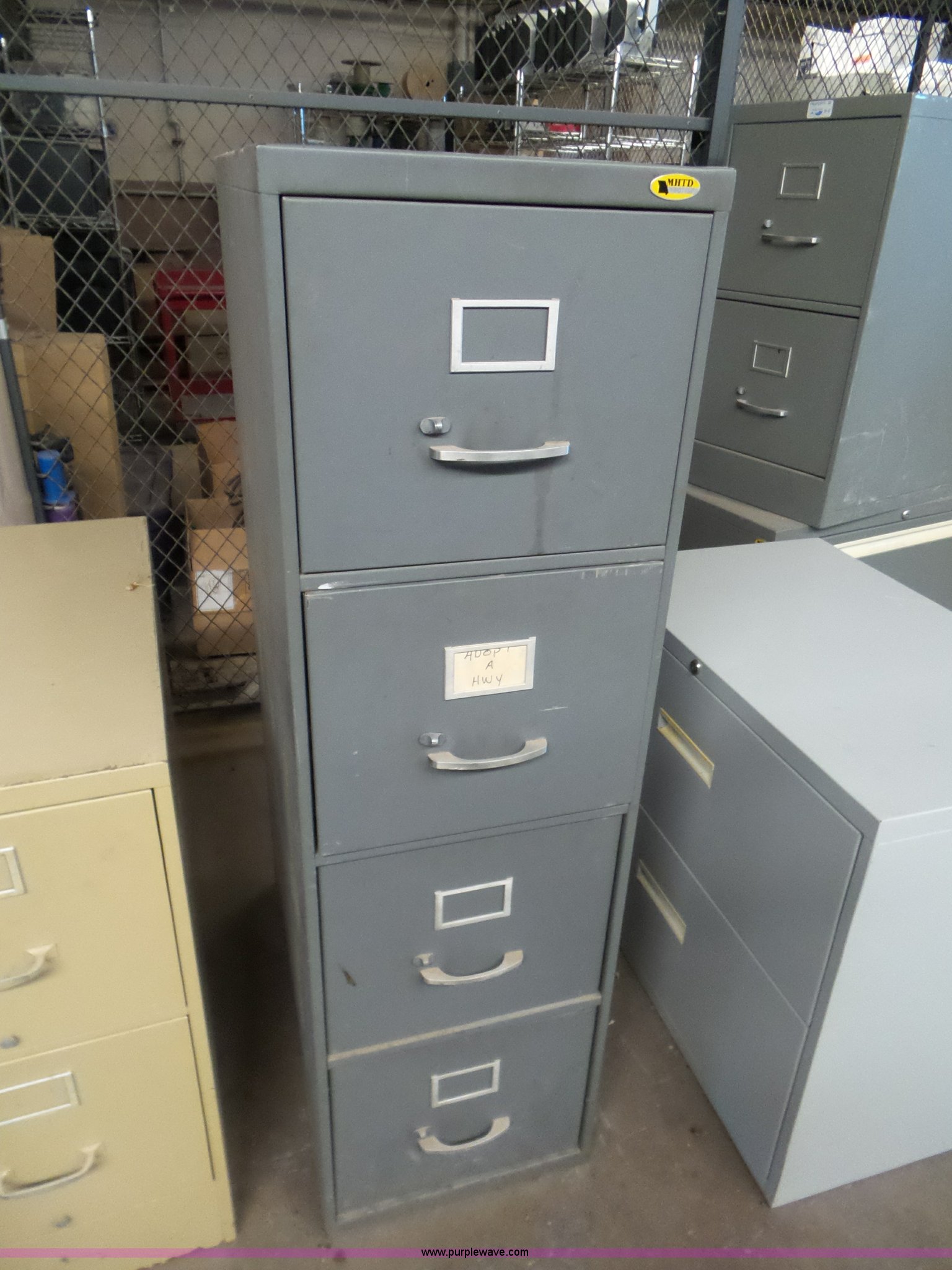 Furniture in St. Joseph, MO Item BV9639 sold Purple Wave