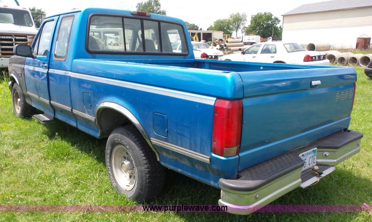 image for item AG9167 1995 Ford F150 SuperCab pickup truck