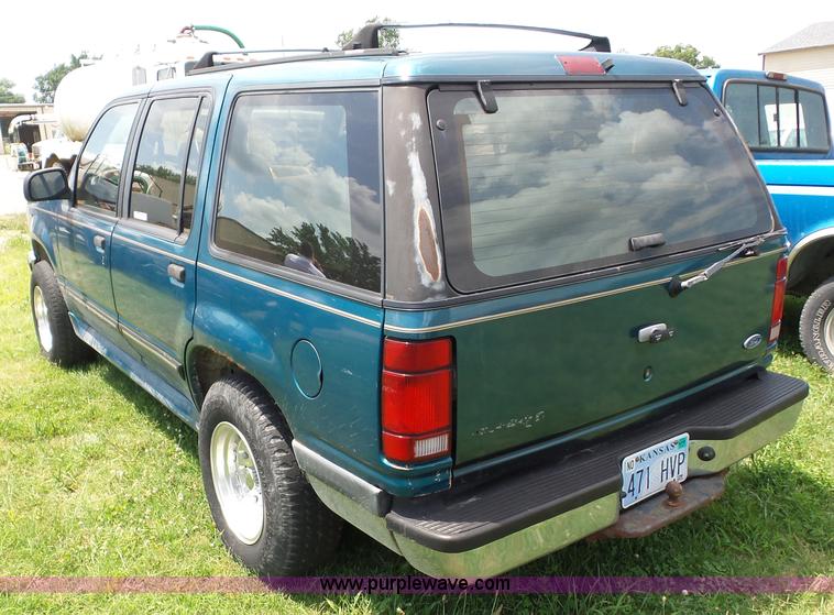 image for item AG9168 1994 Ford Explorer SUV