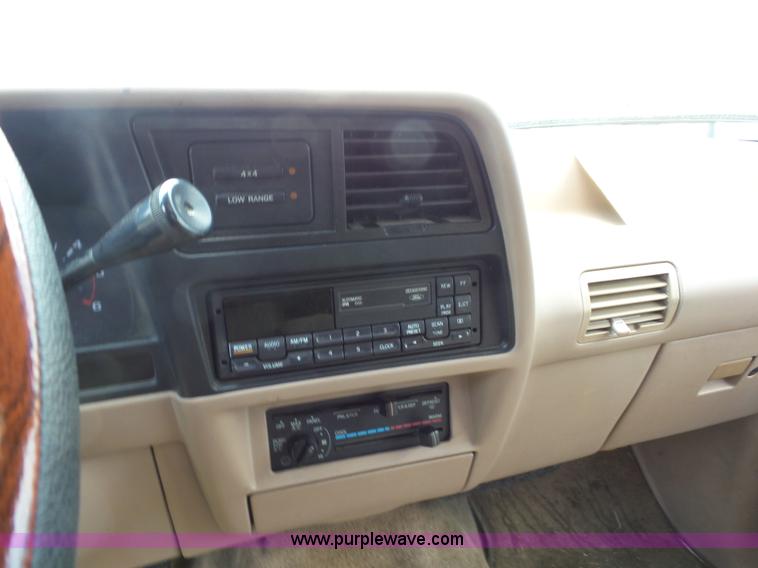 image for item AG9168 1994 Ford Explorer SUV