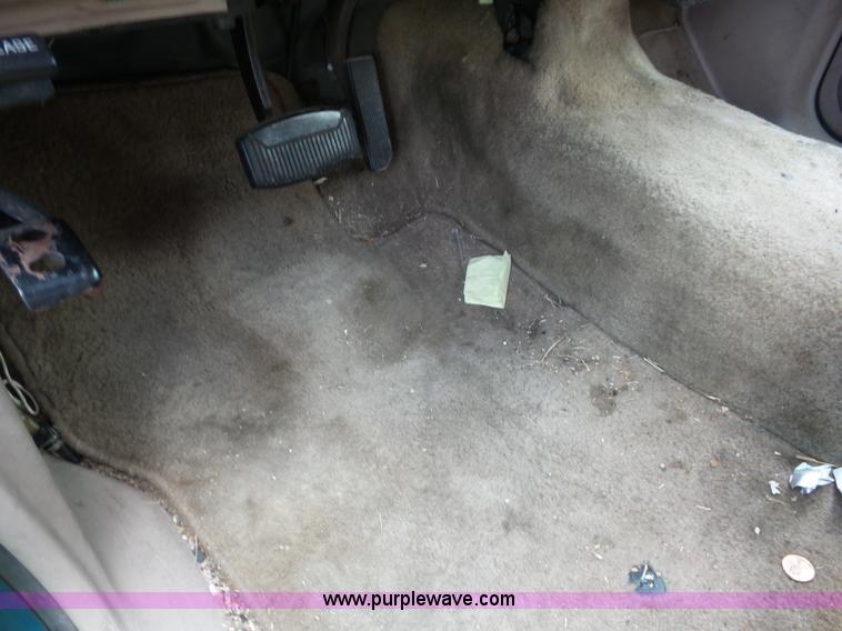 image for item AG9168 1994 Ford Explorer SUV