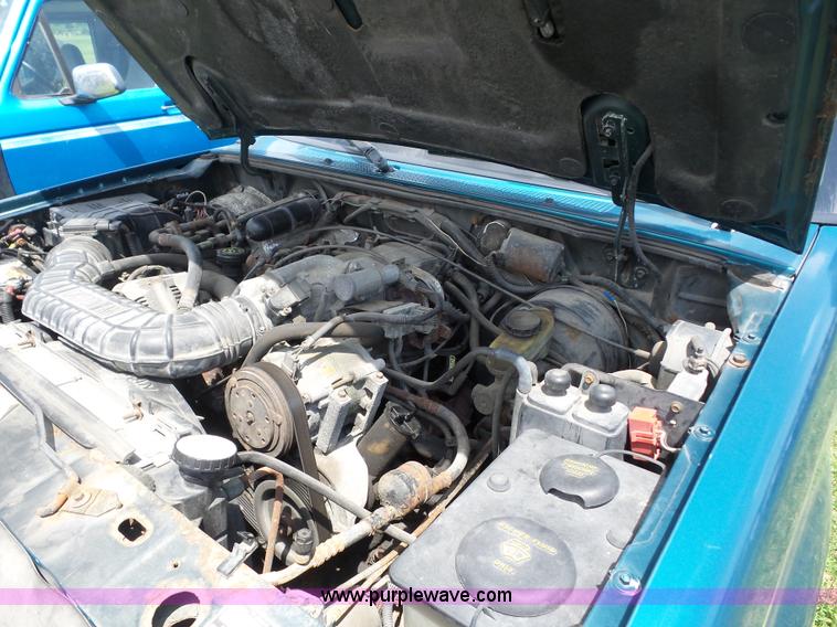 image for item AG9168 1994 Ford Explorer SUV