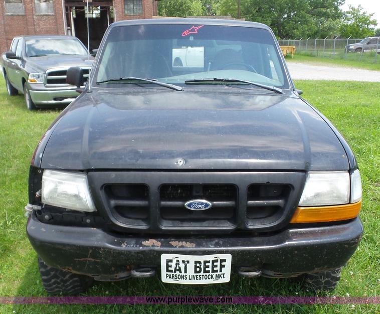 image for item AG9170 1998 Ford Ranger SuperCab pickup truck